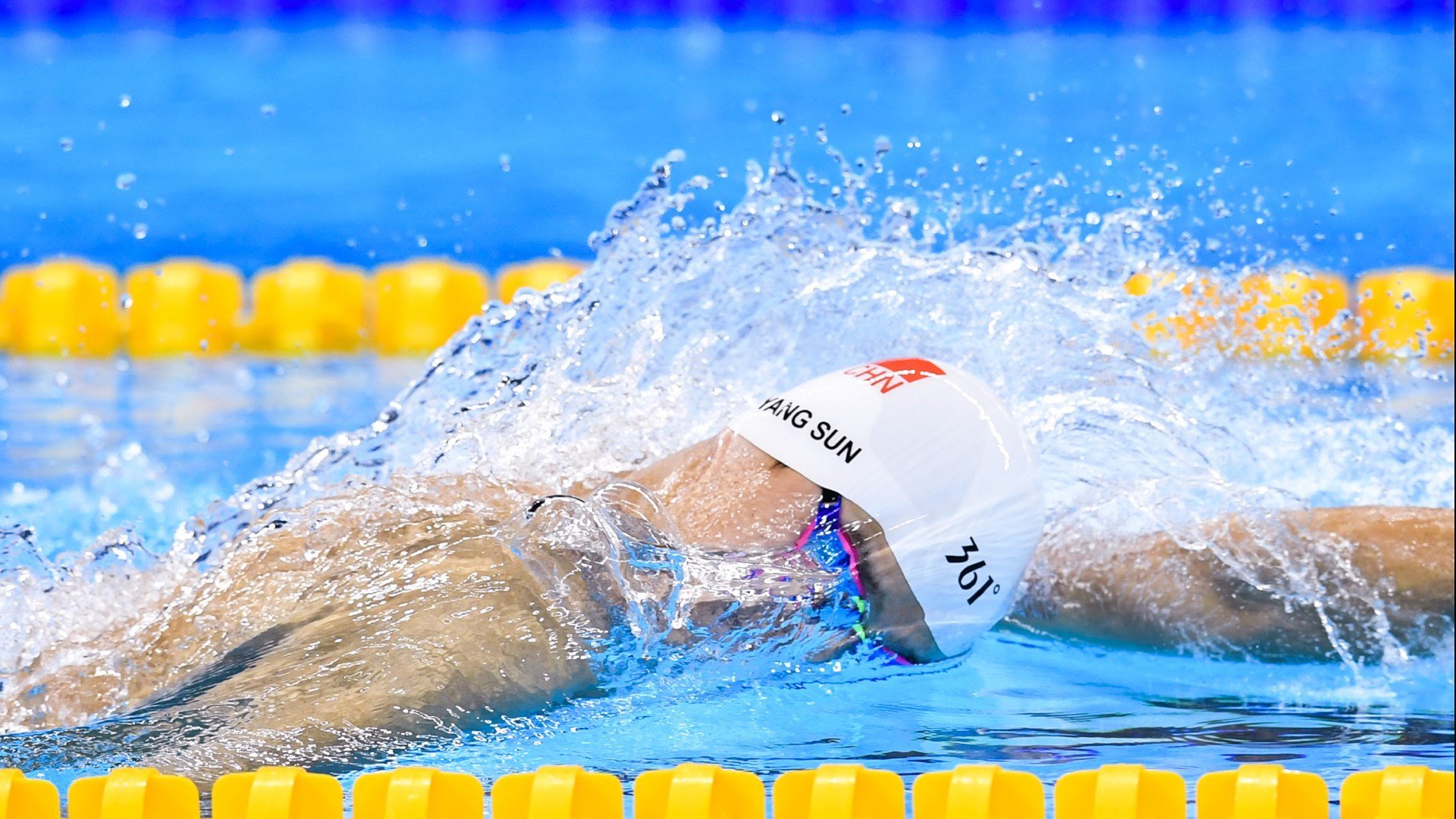 步行者一波带走太阳,浓眉成为关键先生